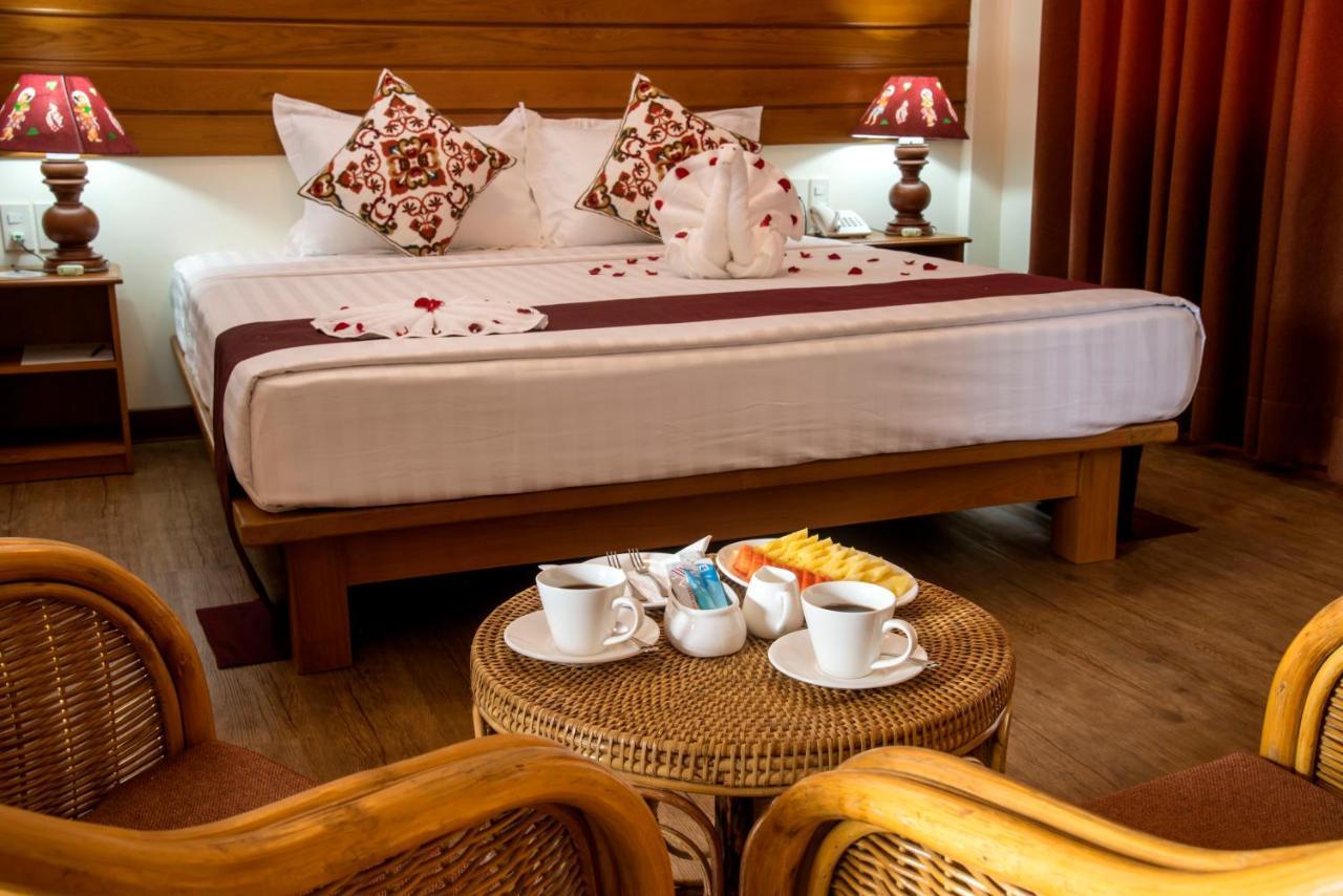 Royal Aykare Lodge Bagan Exterior foto